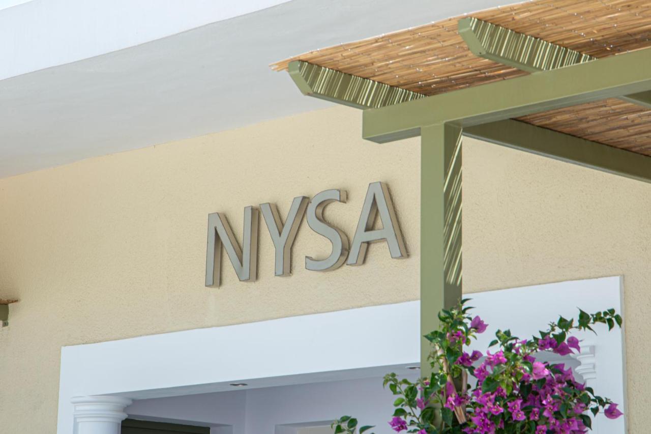 Nysa Residence Ménites エクステリア 写真